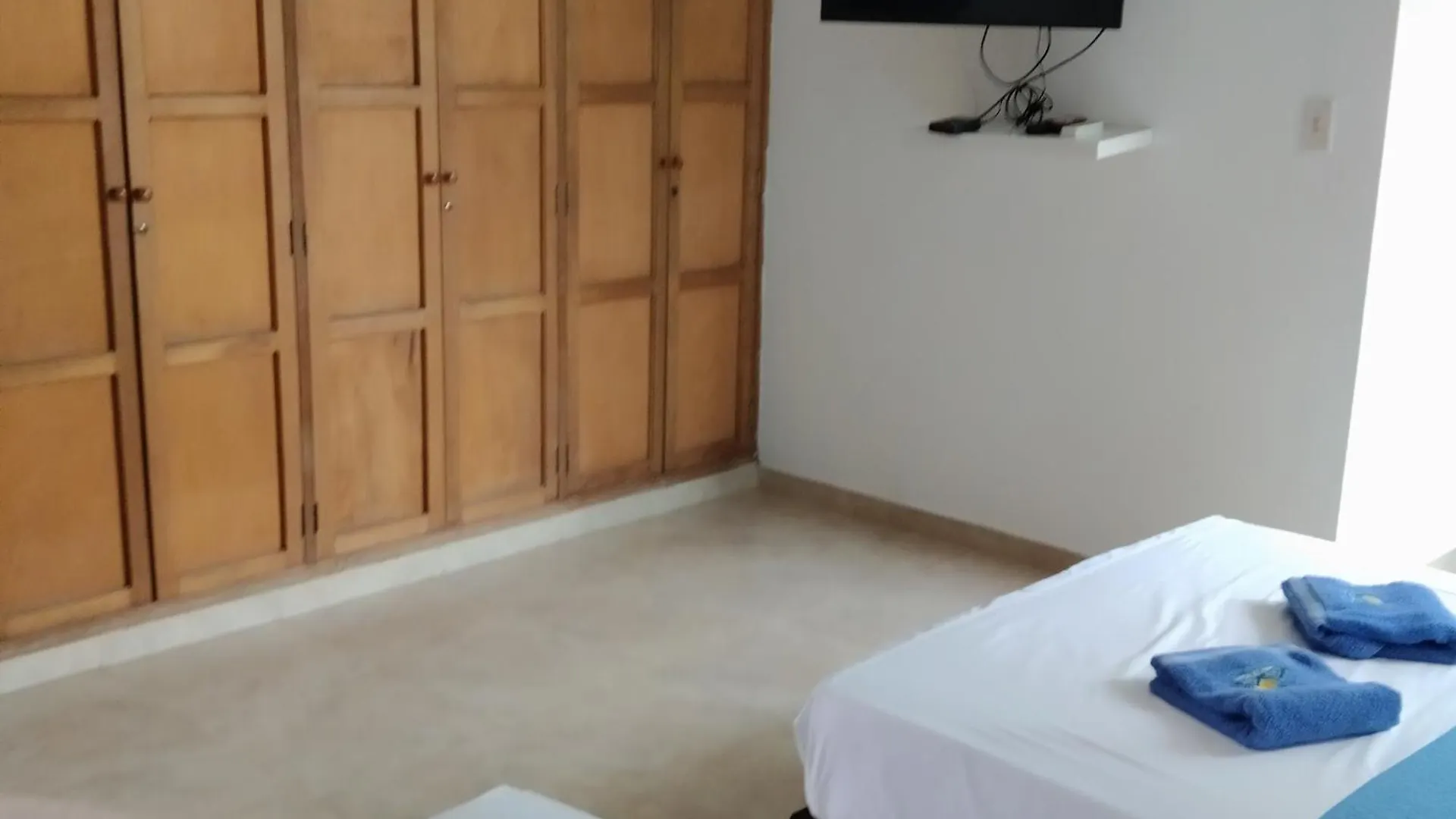 旅馆 圣玛尔塔 Casa De Mony旅舍